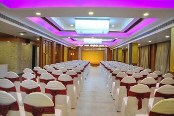 hotel thanmayi inter national