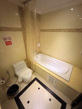 Ct Suite,,3 star