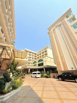 Ct Suite,,3 star