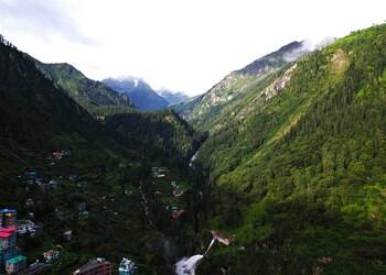 pahadi bliss hotel hostel tosh