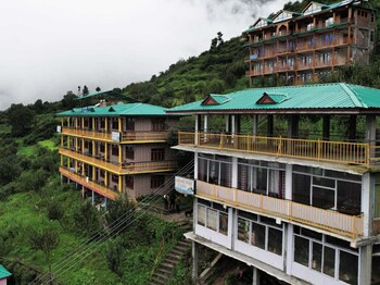 pahadi bliss hotel hostel tosh
