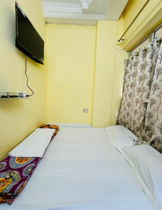 rr guest house