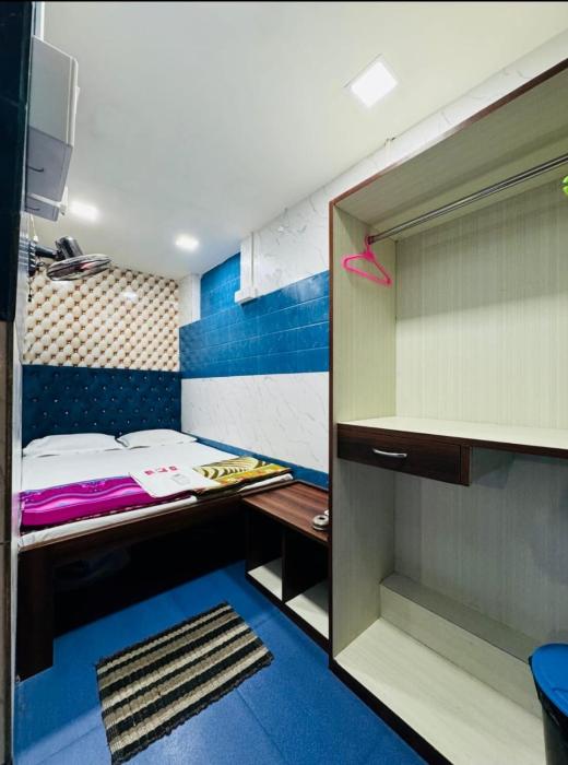 rr guest house