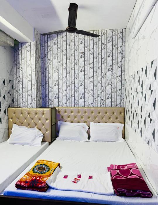 rr guest house
