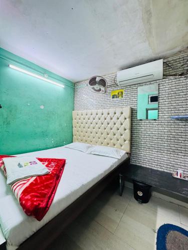 rr guest house