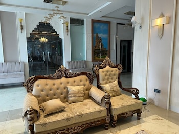 Hotel Raj Palace Morena,,3 star