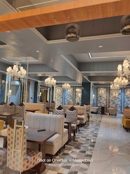 hotel raj palace morena