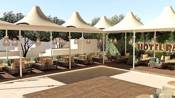 hotel raj palace morena