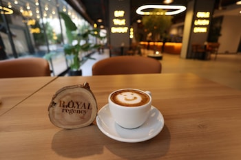 royal regency hotel