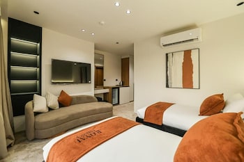 royal regency hotel