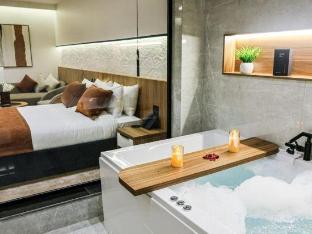 royal regency hotel