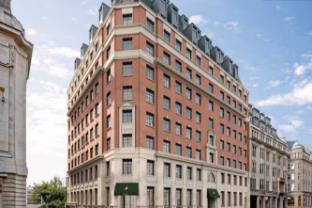 the derby london city curio collection by hilton