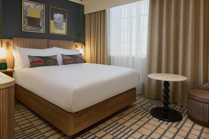 the derby london city curio collection by hilton