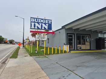 sebastian inn