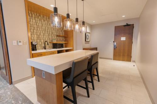 highpoint hotel
