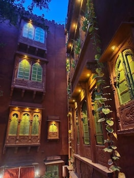 Partap Mahal,,3 star