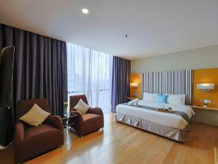 empire suite subang by mykey