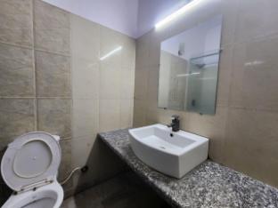 Hotel Grand Central Near Karolbagh Metro,,3 star