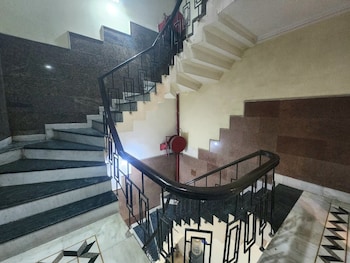 Hotel Grand Central Near Karolbagh Metro,,3 star