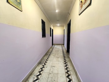 Hotel Grand Central Near Karolbagh Metro,,3 star