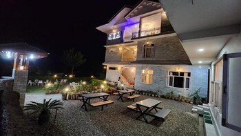 Destination Bir,,2 star