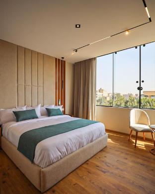 palacio pyramids hotel