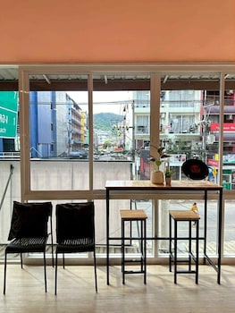 jellyfish residence patong