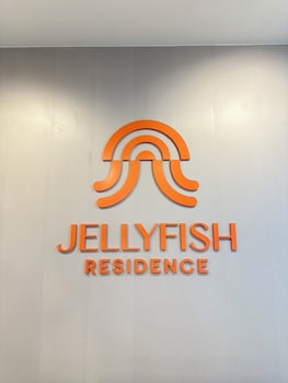 jellyfish residence patong