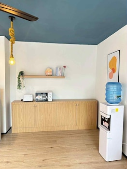 jellyfish residence patong