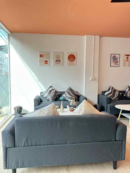 jellyfish residence patong