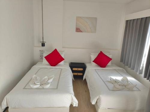 jellyfish residence patong