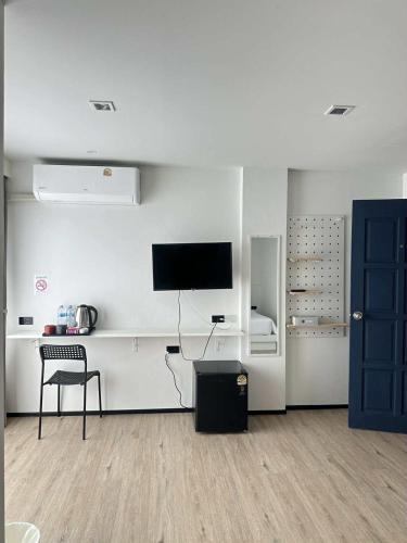 jellyfish residence patong