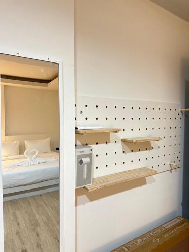 jellyfish residence patong