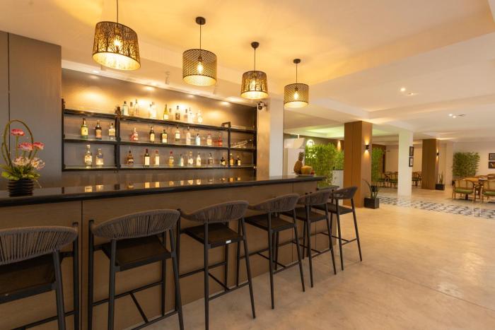 xl patong hotel