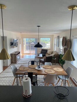 Central Lake Placid Hideaway,156 Parkside Dr,3 star
