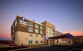 holiday inn express and suites roseburg north by ihg