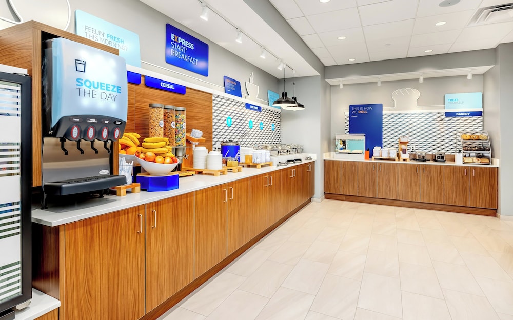 holiday inn express and suites roseburg north by ihg