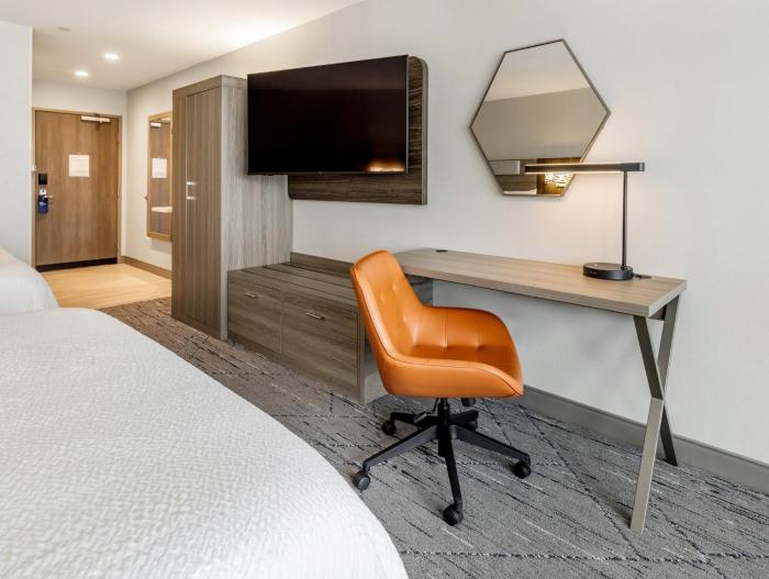 holiday inn express and suites roseburg north by ihg
