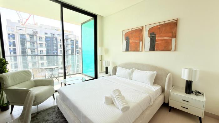 premium studio in jvc bazr