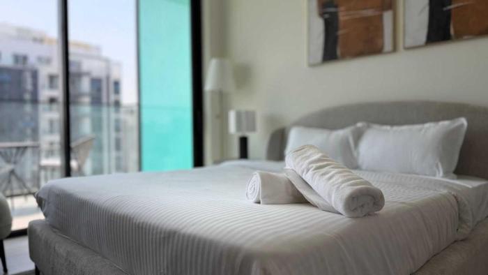 premium studio in jvc bazr