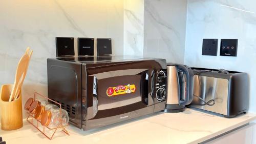 premium studio in jvc bazr