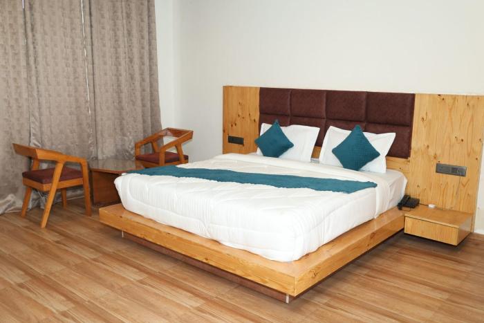 vanam resort and roof top