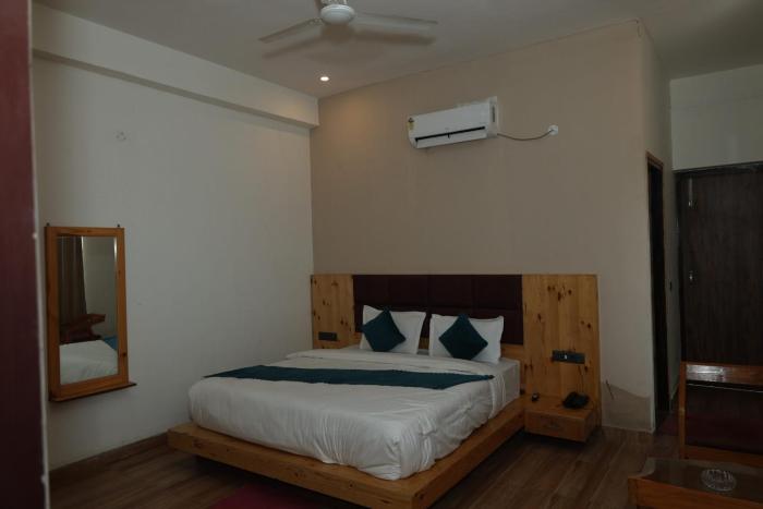 vanam resort and roof top