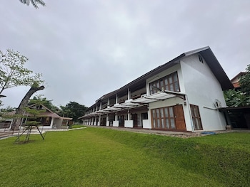 De Hom Hotel Mae Hong Son,,3 star