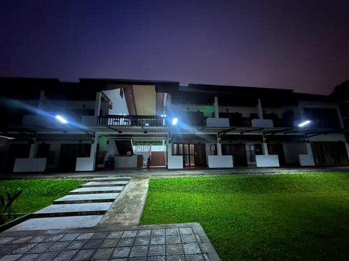 de hom hotel mae hong son