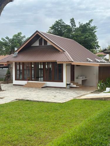 de hom hotel mae hong son