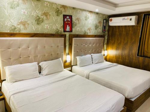 Hotel Double Crown Mumbai Airport T2,,3 star