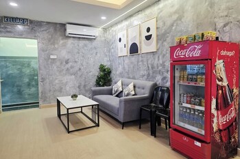the cozy hotel