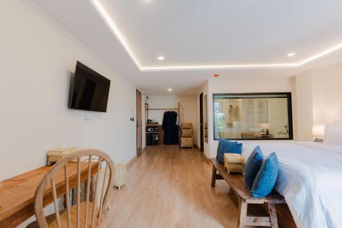 the tribe boutique hotel