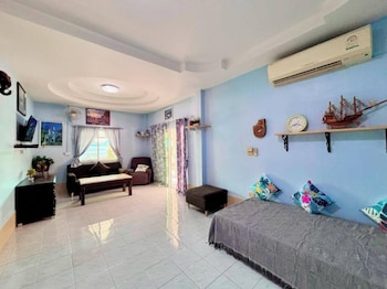 Aoonilay Resort Chaam-Huahin Zone B,,3 star